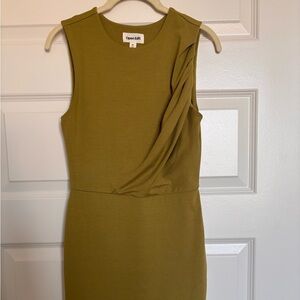 Chic Olive Sleeveless Midi Dress by Open Edit